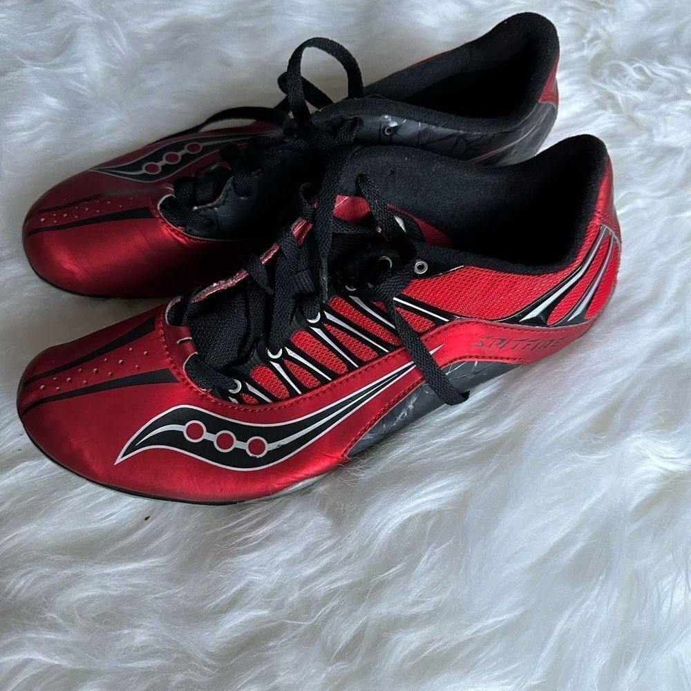 Saucony Racing MENS red/black cleats shoes